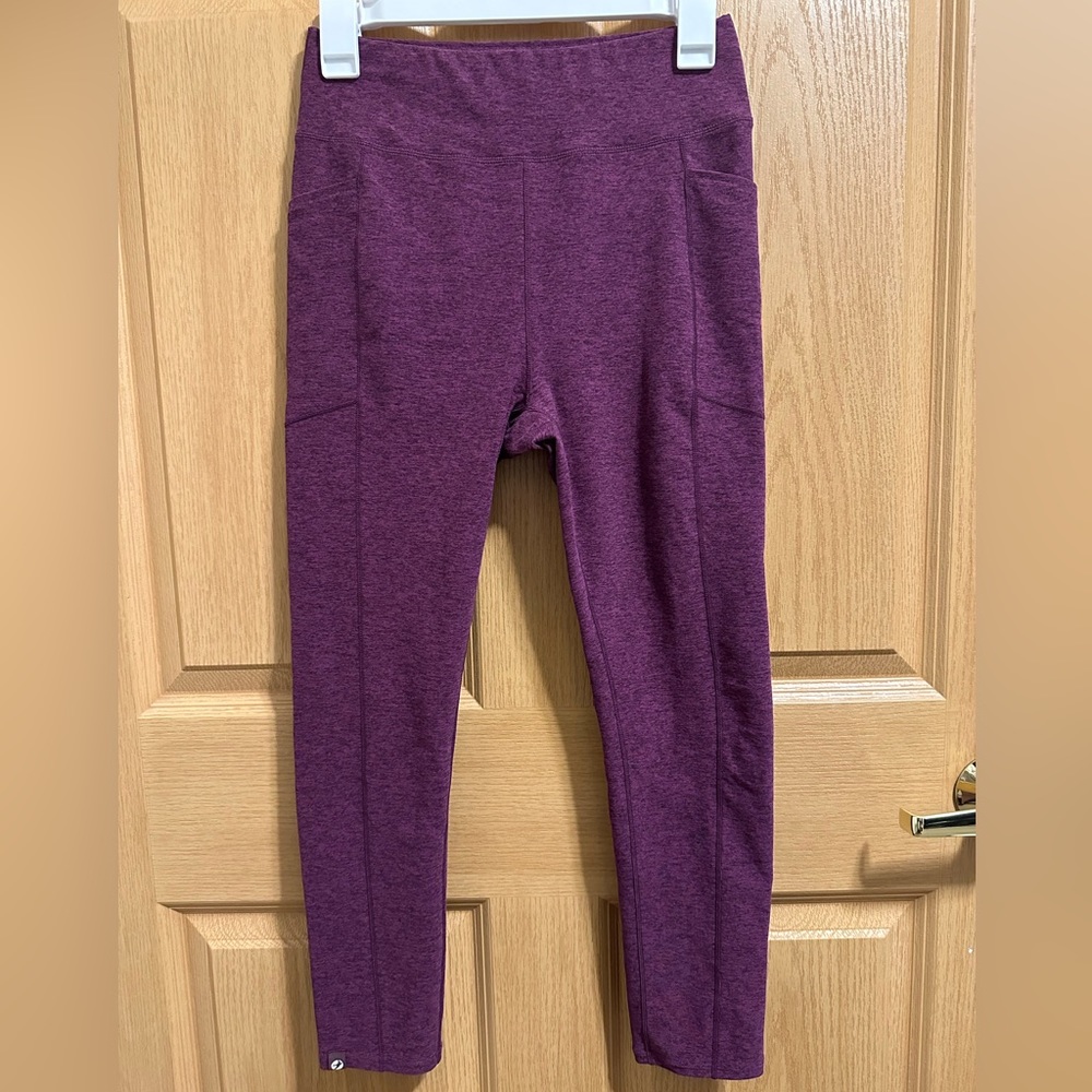 Oiselle Lux Go Anywhere 3/4 Tights in Empire/Queen (Purple) - Size 6